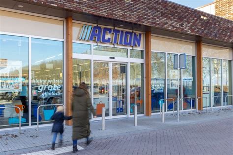 openingstijden action stadsveld